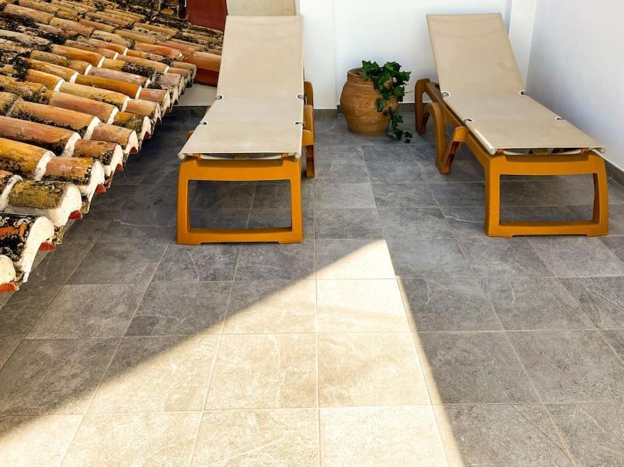 Beachfront House Пилес Экстерьер фото