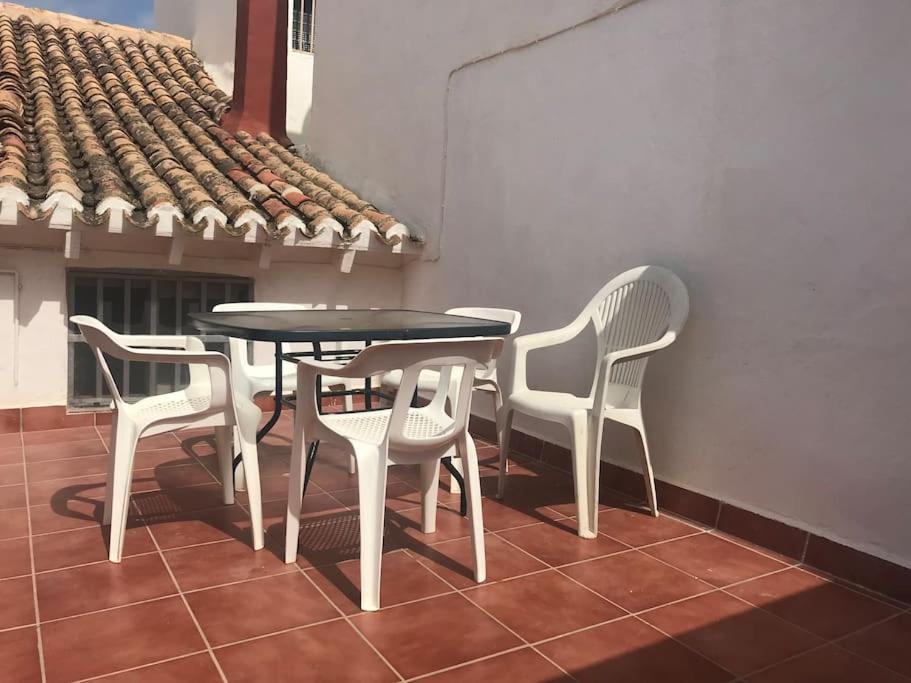 Beachfront House Пилес Экстерьер фото