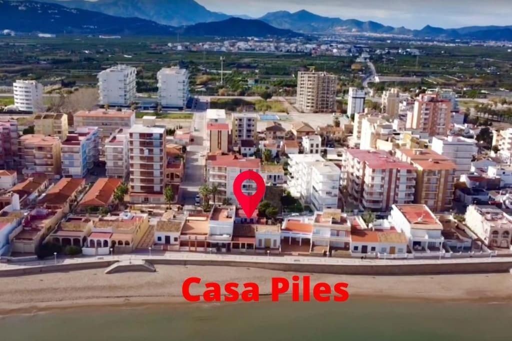 Beachfront House Пилес Экстерьер фото