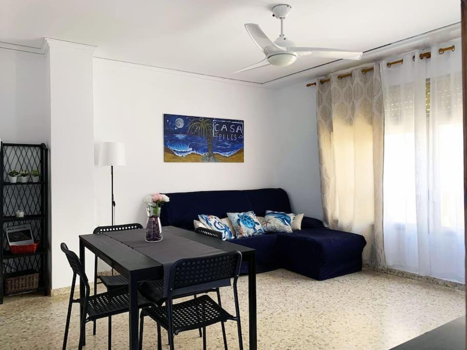 Beachfront House Пилес Экстерьер фото