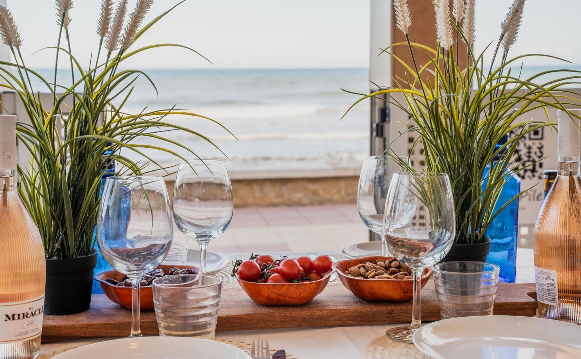 Beachfront House Пилес Экстерьер фото